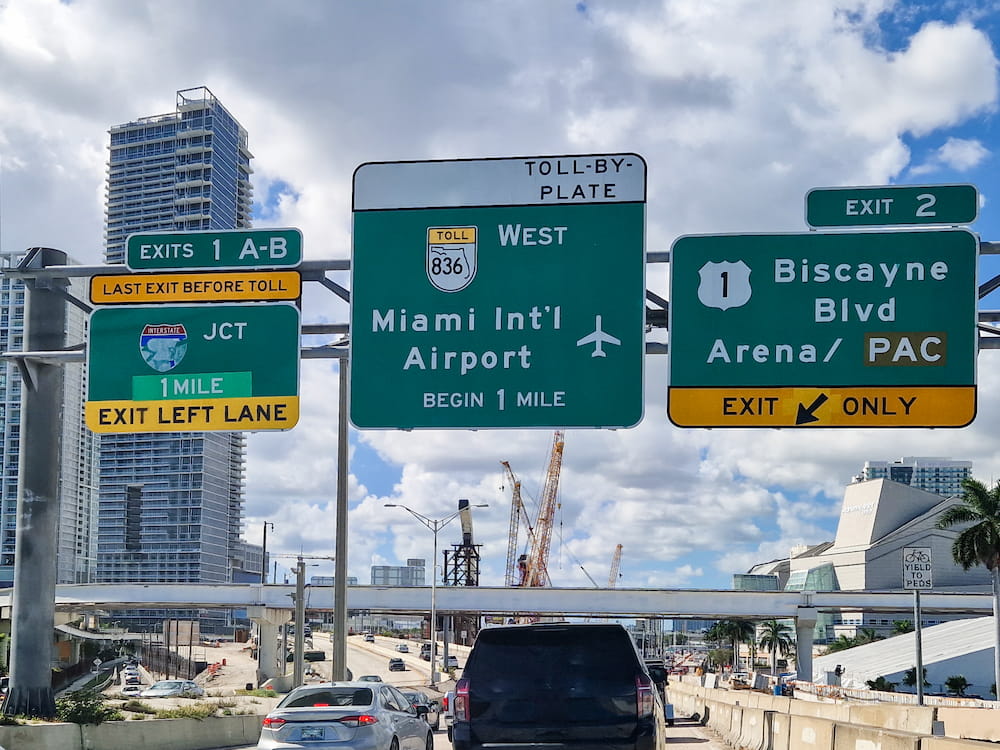 Road signs in downtown Miami, Biscayne Blvd and Airport