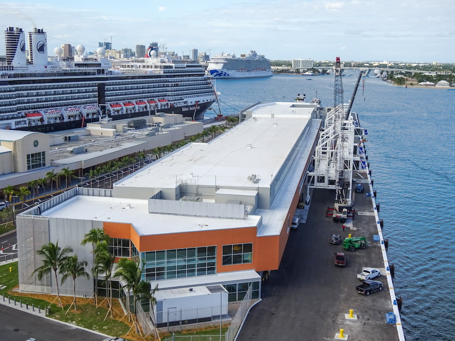 Terminal 25 in Port Everglades, cruise ship next to it