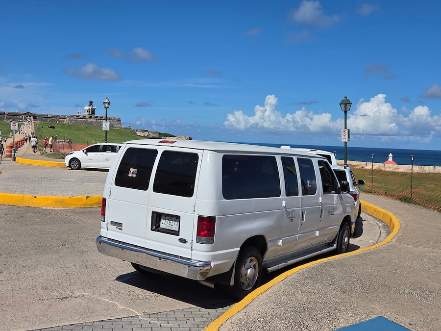Shuttle bus near Castillo San Felipe del Morro